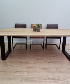 Eikenhout boomstam tafel met smalle U-Poten