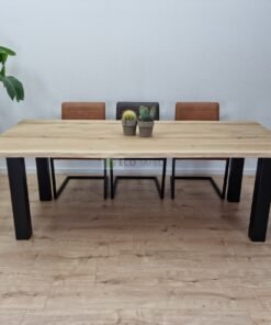 Eikenhout boomstam tafel met N-poten