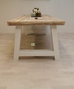 Alternative view of Industriële steigerhout tafel A-Onderstel