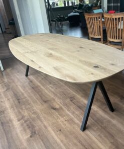 Alternative view of Eikenhout Deens ovale tafel Scissor poten