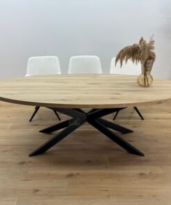 Alternative view of Eiken Ovale tafel met Spider Poot