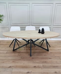 Eiken Ovale tafel met Vlinder Poot K4
