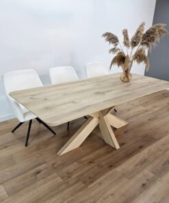 Alternative view of Eiken tafel met afgeronde hoeken met Eiken Matrix