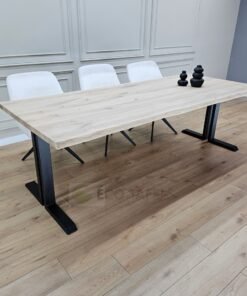 Alternative view of Eikenhout boomstam tafel met Dubbele L poten