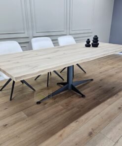 Alternative view of Eikenhout boomstam tafel met Octo onderstel