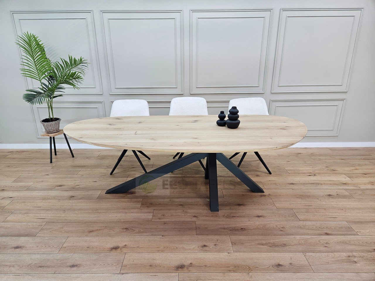 Eikenhout Organische tafel met Matrix-K onderstel