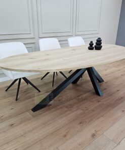 Alternative view of Eikenhout Organische tafel met Matrix-K onderstel