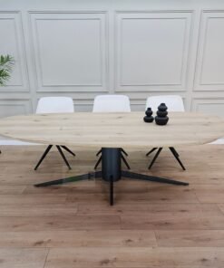Eikenhout Organische tafel met Ostrix onderstel
