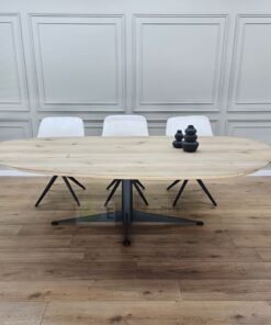 Eikenhout Organische tafel met Octo onderstel