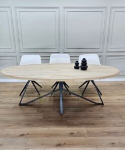 Eikenhout ovale tafel met Libelle onderstel