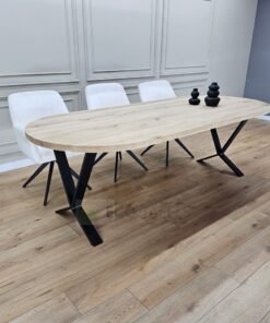 Alternative view of Eiken plat ovale tafel met lage X poten