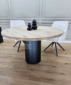 Alternative view of Eiken ronde tafel met Buis onderstel