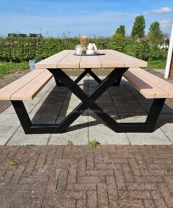 Alternative view of Douglashout Picknickset met X poten